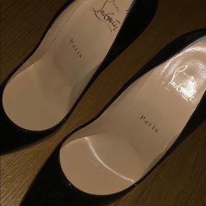 Beautiful like new Christian Louboutin So KATE